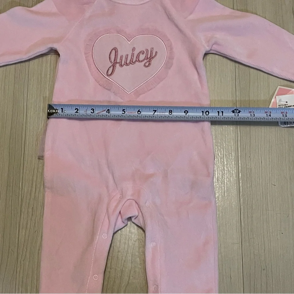 NWT Juicy Couture Velour Pink Baby Girl 12 M Footie Onesie Bodysuit Pajama